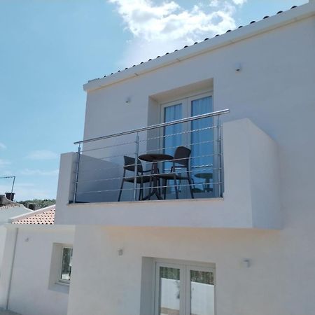 Villa Est San Teodoro  Ngoại thất bức ảnh