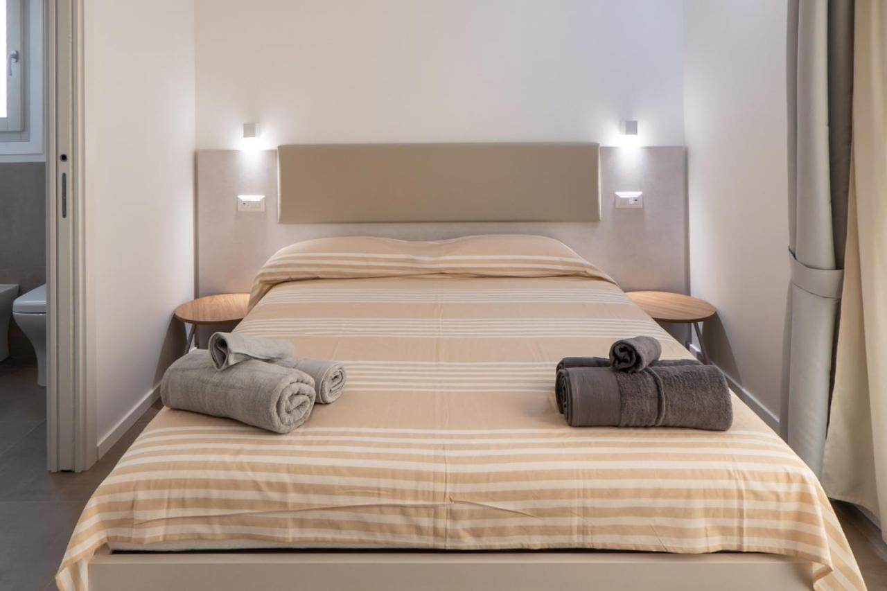 Villa Est San Teodoro  Ngoại thất bức ảnh