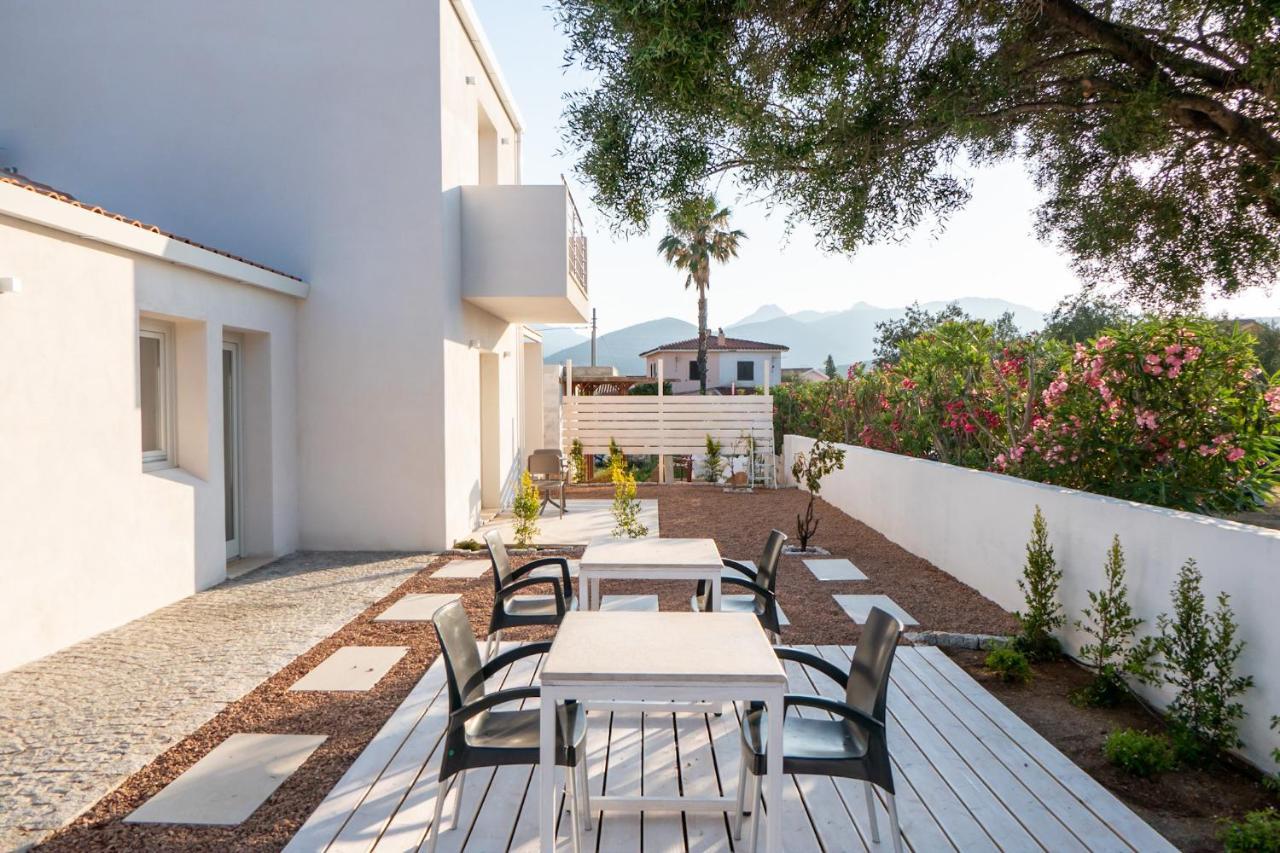 Villa Est San Teodoro  Ngoại thất bức ảnh