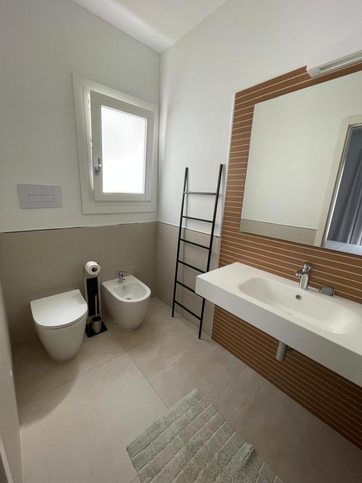 Villa Est San Teodoro  Ngoại thất bức ảnh